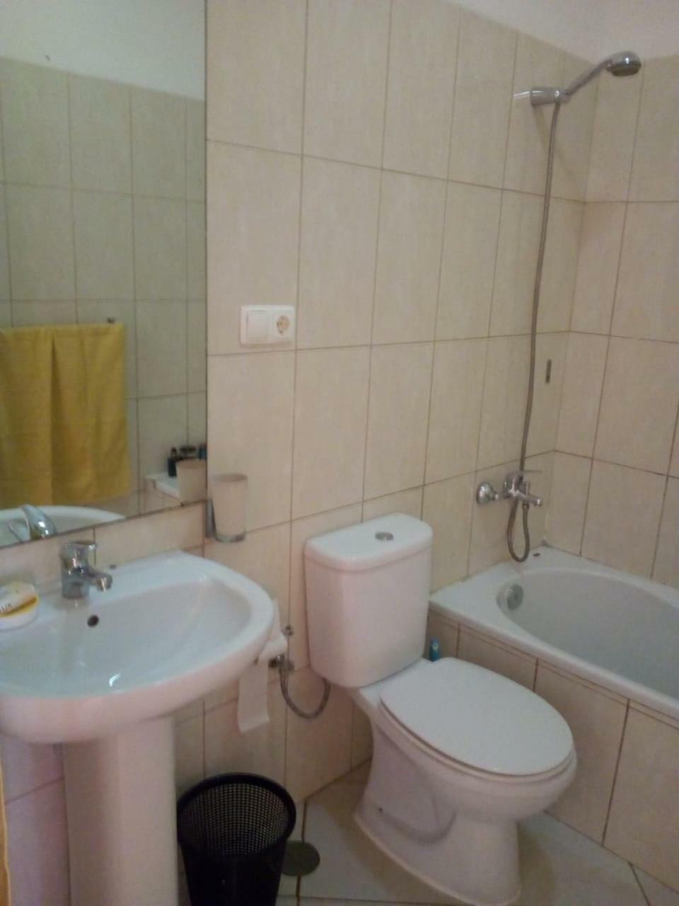 Good Value Low Cost Apartment Second Beach Line سانتا ماريا المظهر الخارجي الصورة